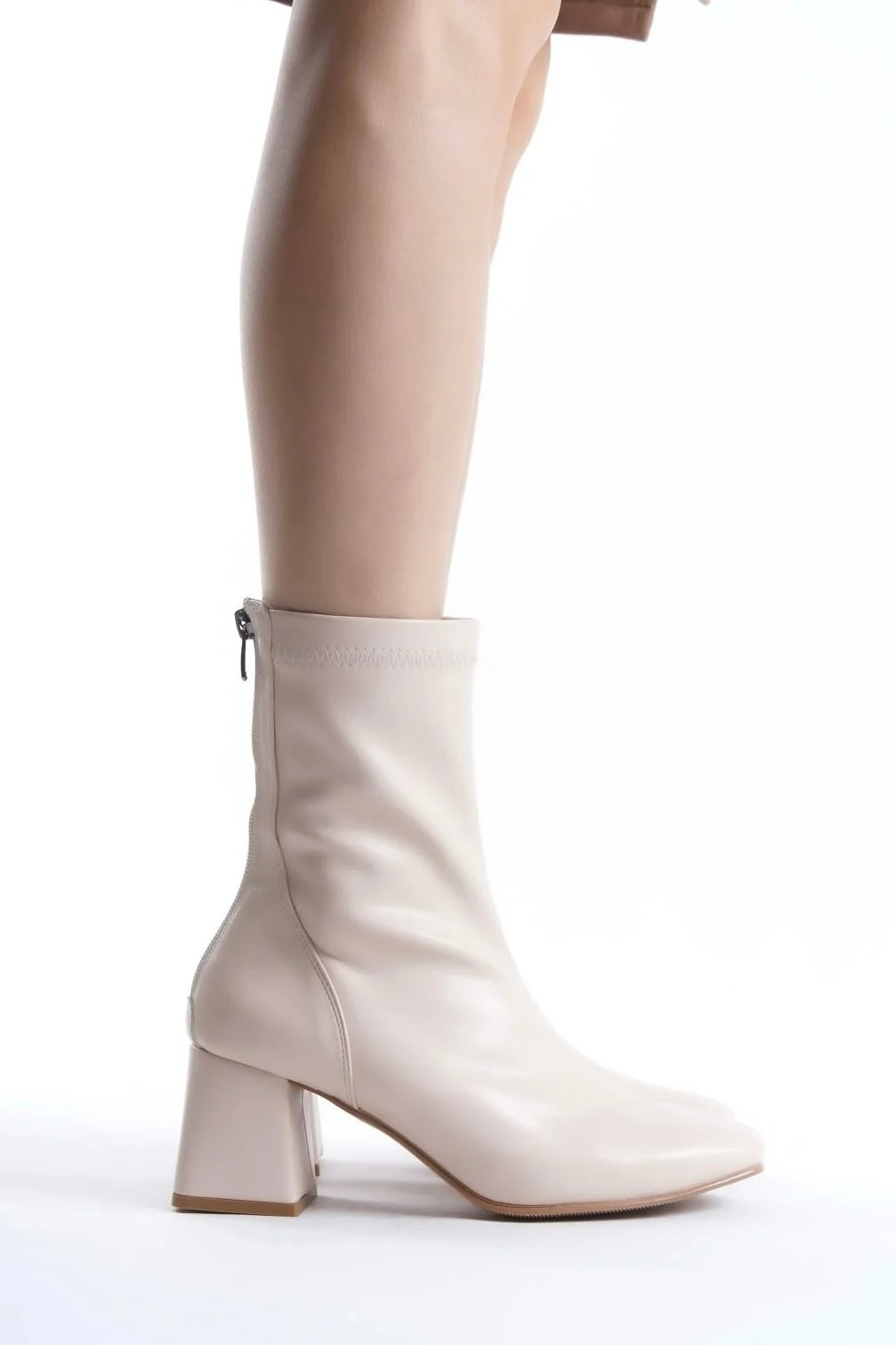 Beige Leather Heeled Ankle Strech Boots