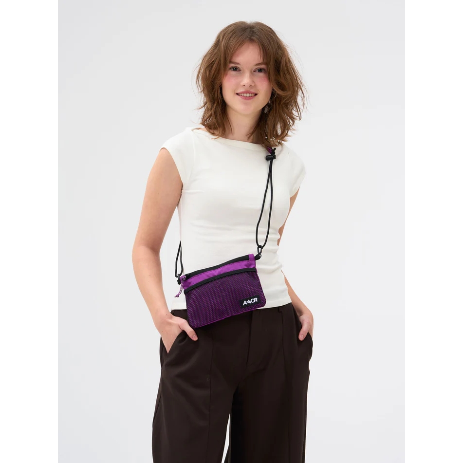 AEVOR Chest Pouch 1L - Ripstop Electric Fuchsia