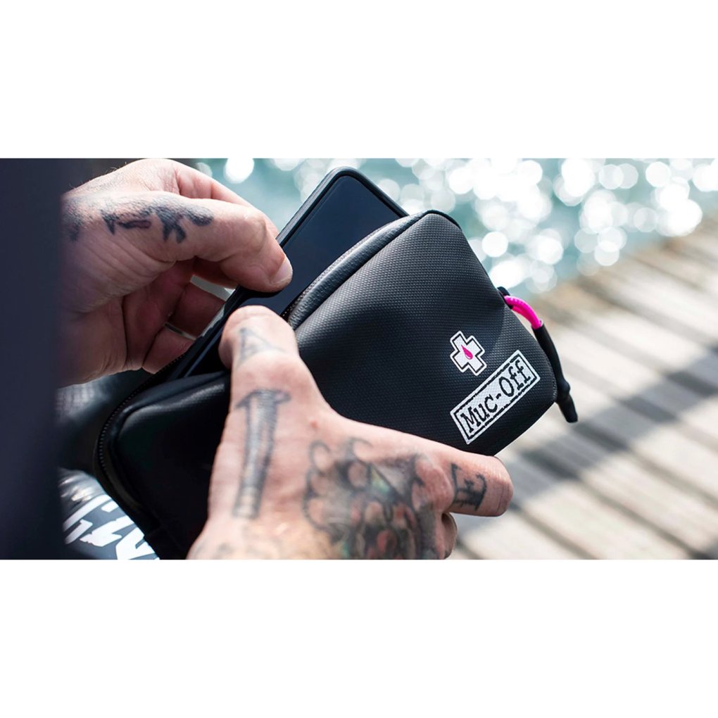 Muc-Off Rainproof Essential Case