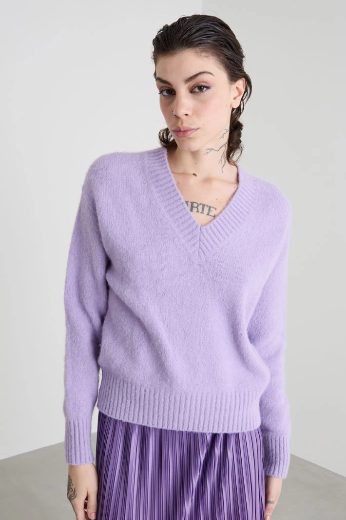 Alpaca and cotton V-neck sweater - LILAC