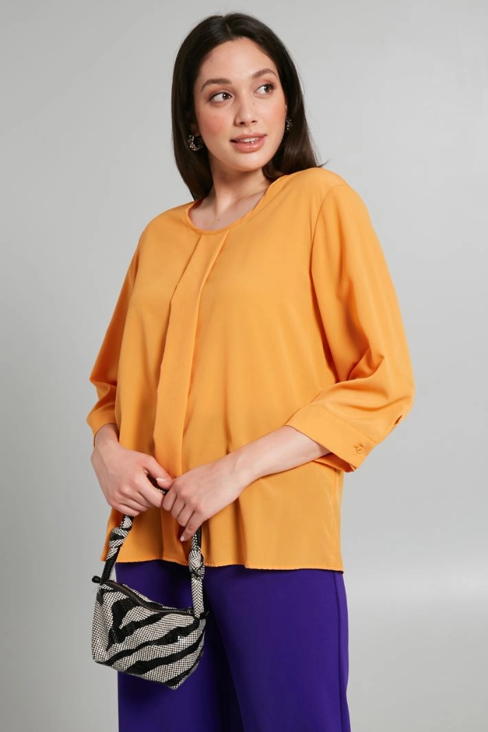 Blouse with inverted pleat - ORANGE