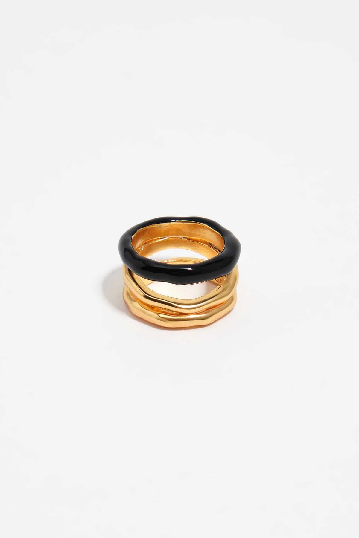 Gold band textured ring with black enamel