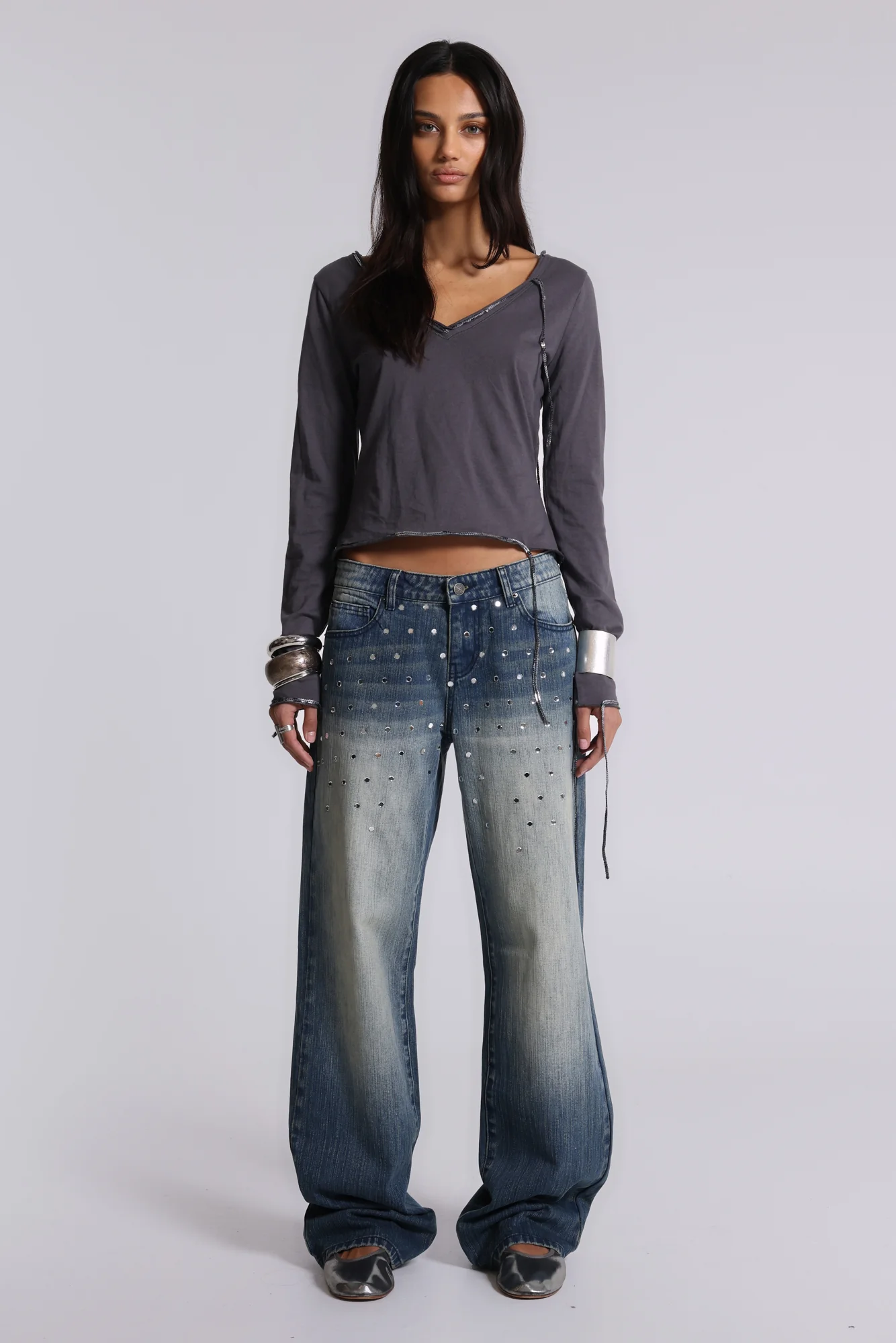 Fira Sequin V Neck Tee