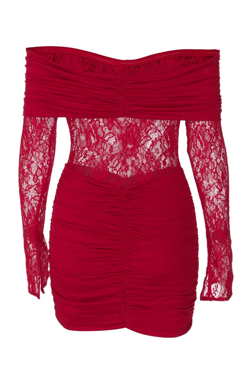Red Lace Long Sleeves Ruched Tight Dress