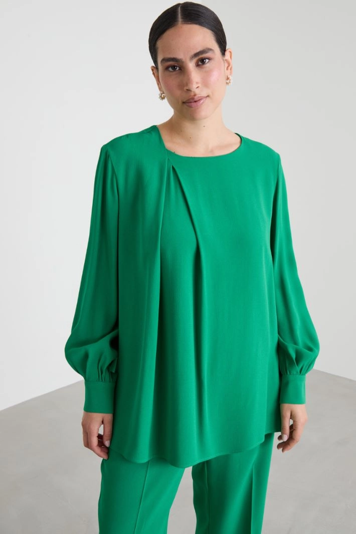 Blouse with counter pleat - GREEN