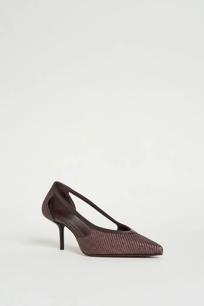 Raffia-effect pumps - BROWN