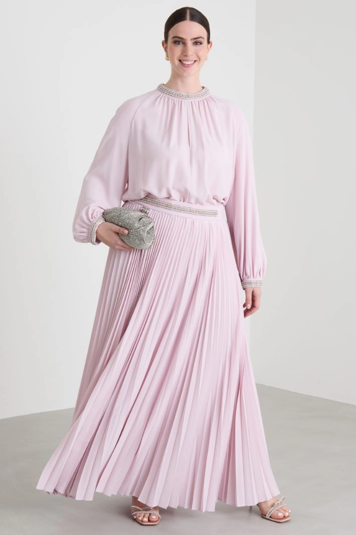 Crepe dress with embroidery - LIGHT PINK