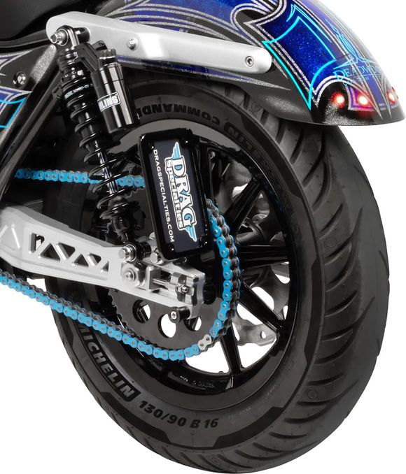 Support de plaque Custom Dynamics Cadre UniverselRef : CUDY00202A / 20300532