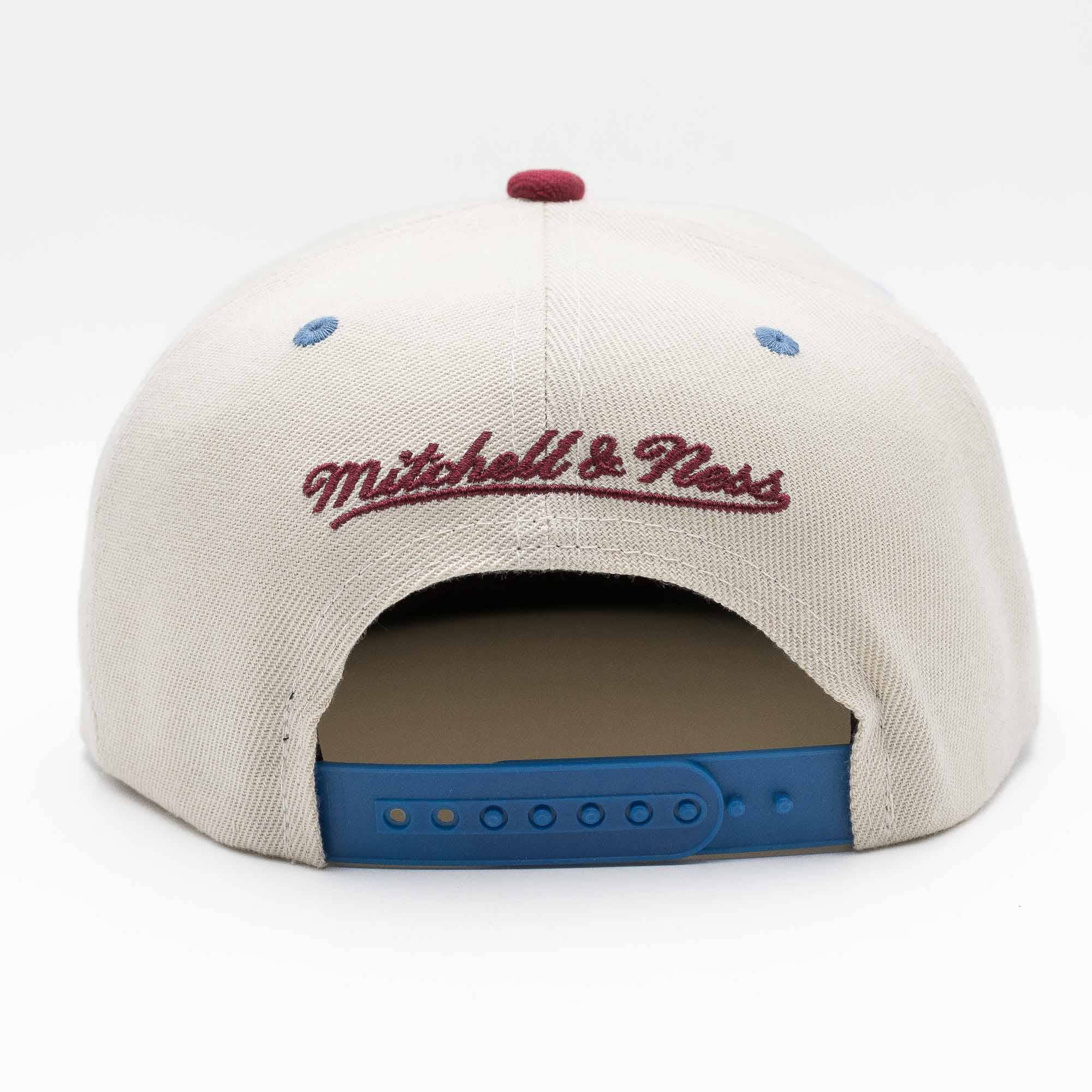 Colorado Avalanche Pop Panel Mitchell & Ness Snapback NHL Cap