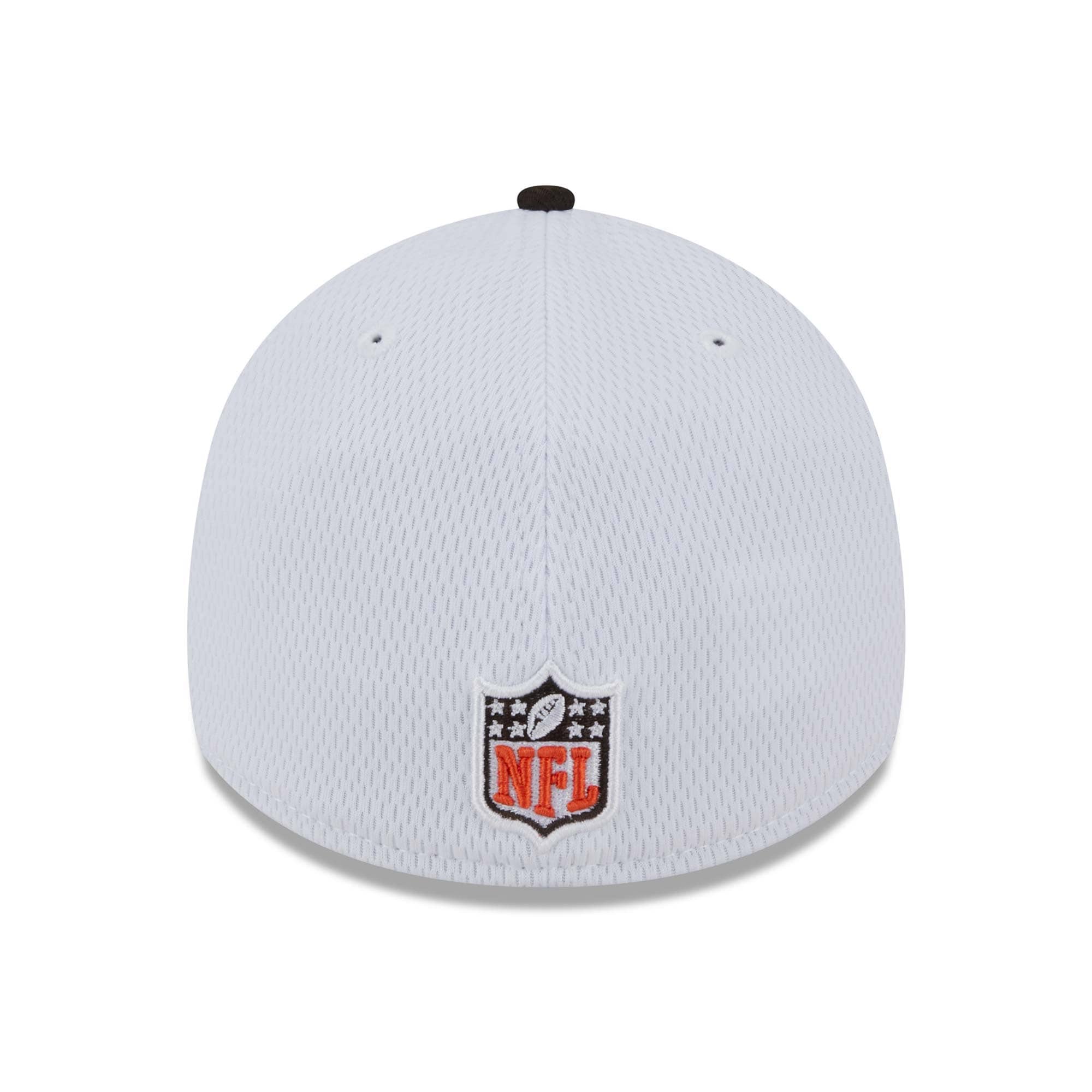 Cleveland Browns On Field 2023 NFL Sideline New Era 39THIRTY Flex Cap White