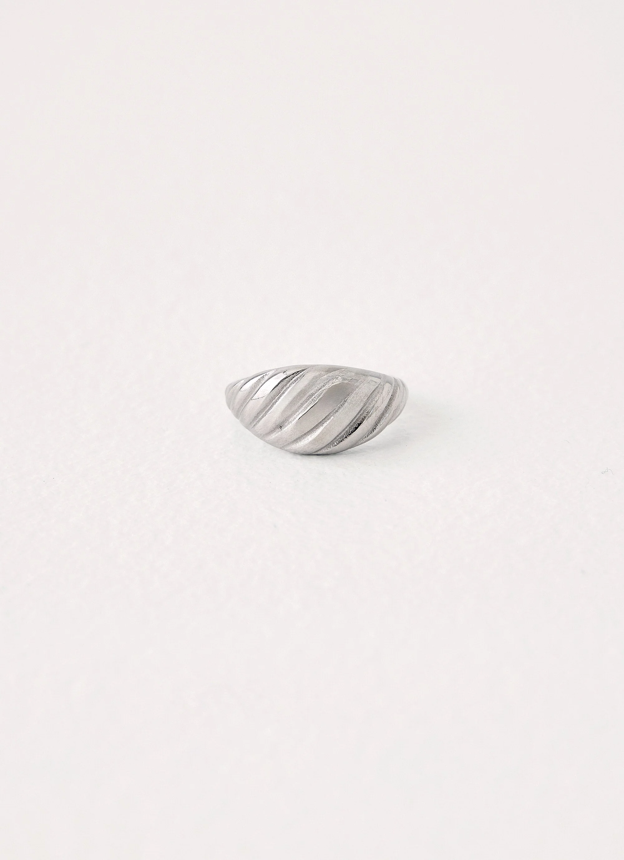 Silver Temptress Ring - Silver
