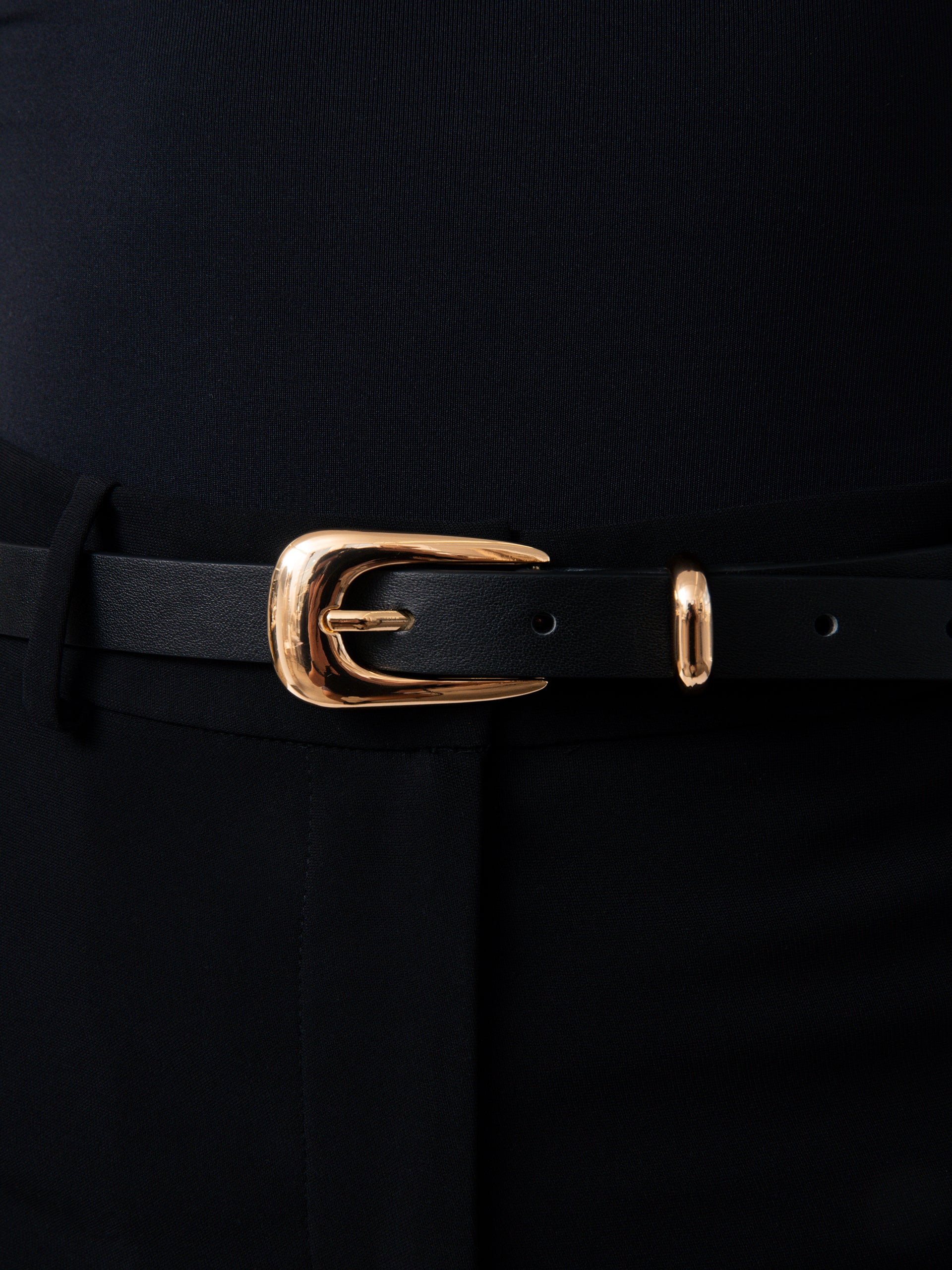 Modern Saddle Belt in Black