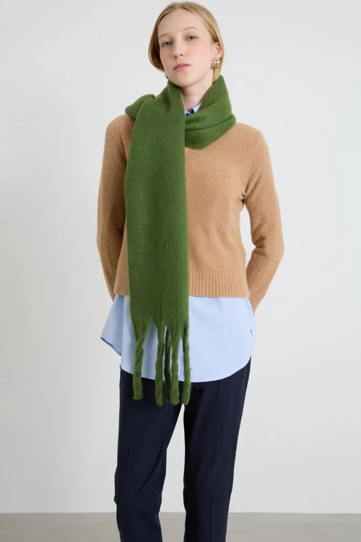 Fluffy scarf - GREEN