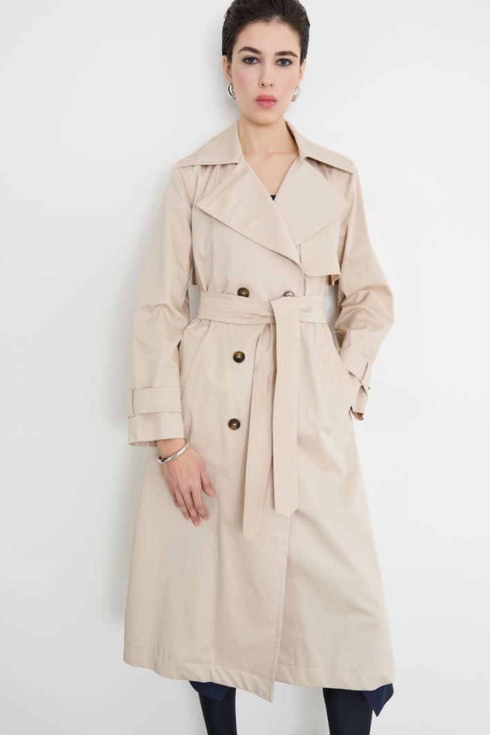 Double-breasted trench coat in water-repellent sateen - BEIGE