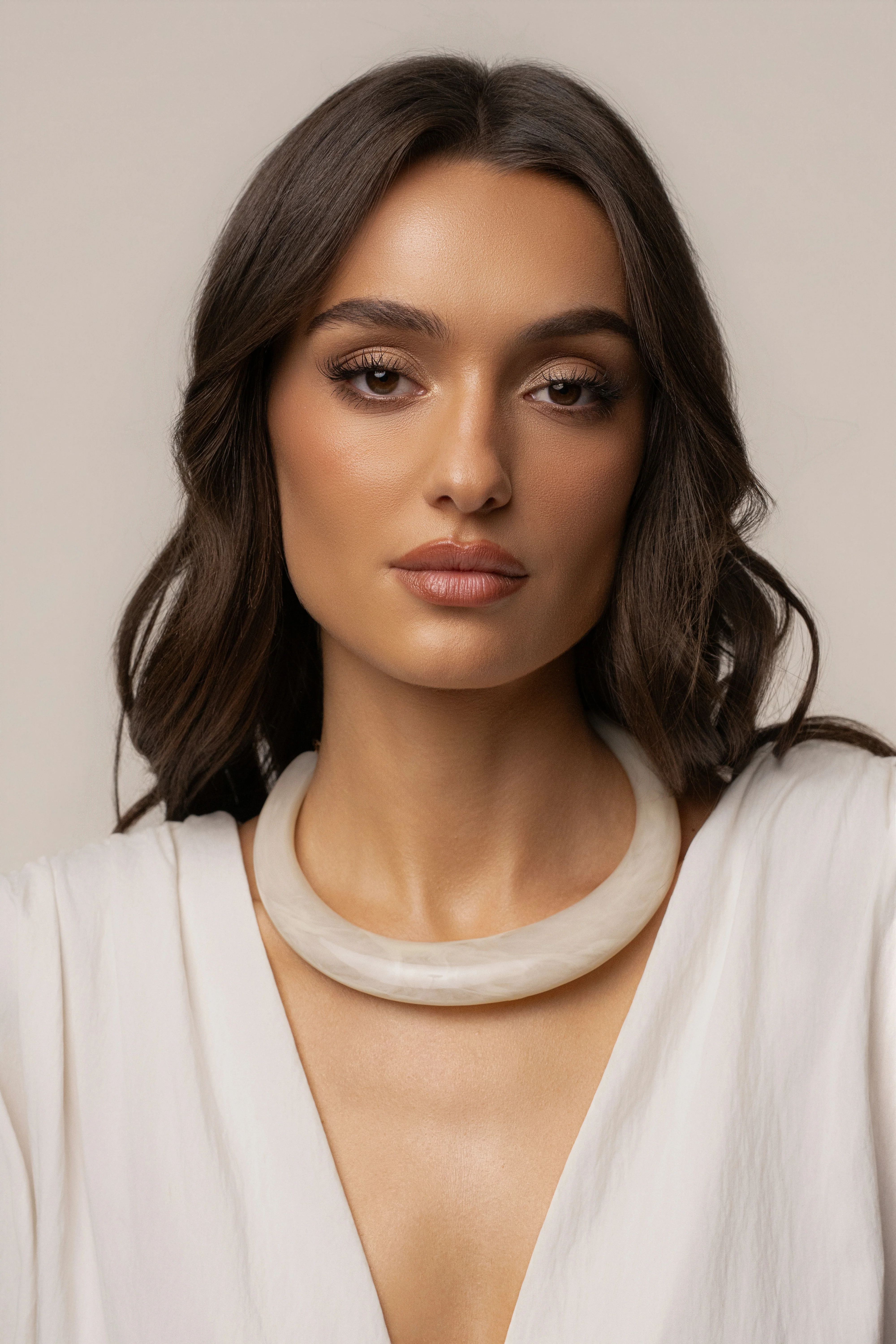 Ivory Opaline Collar Necklace