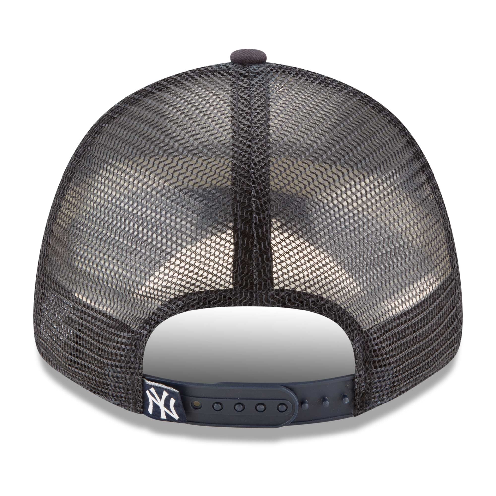 New York Yankees Basic 9FORTY Trucker MLB Cap