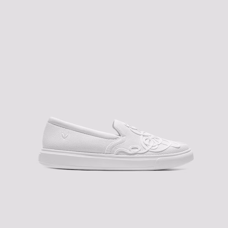 Classic Unisex Sneakers (V-Tune)