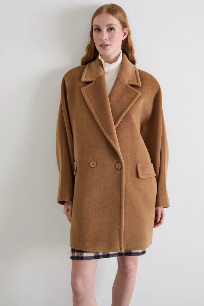 Short beaver coat - CAMEL
