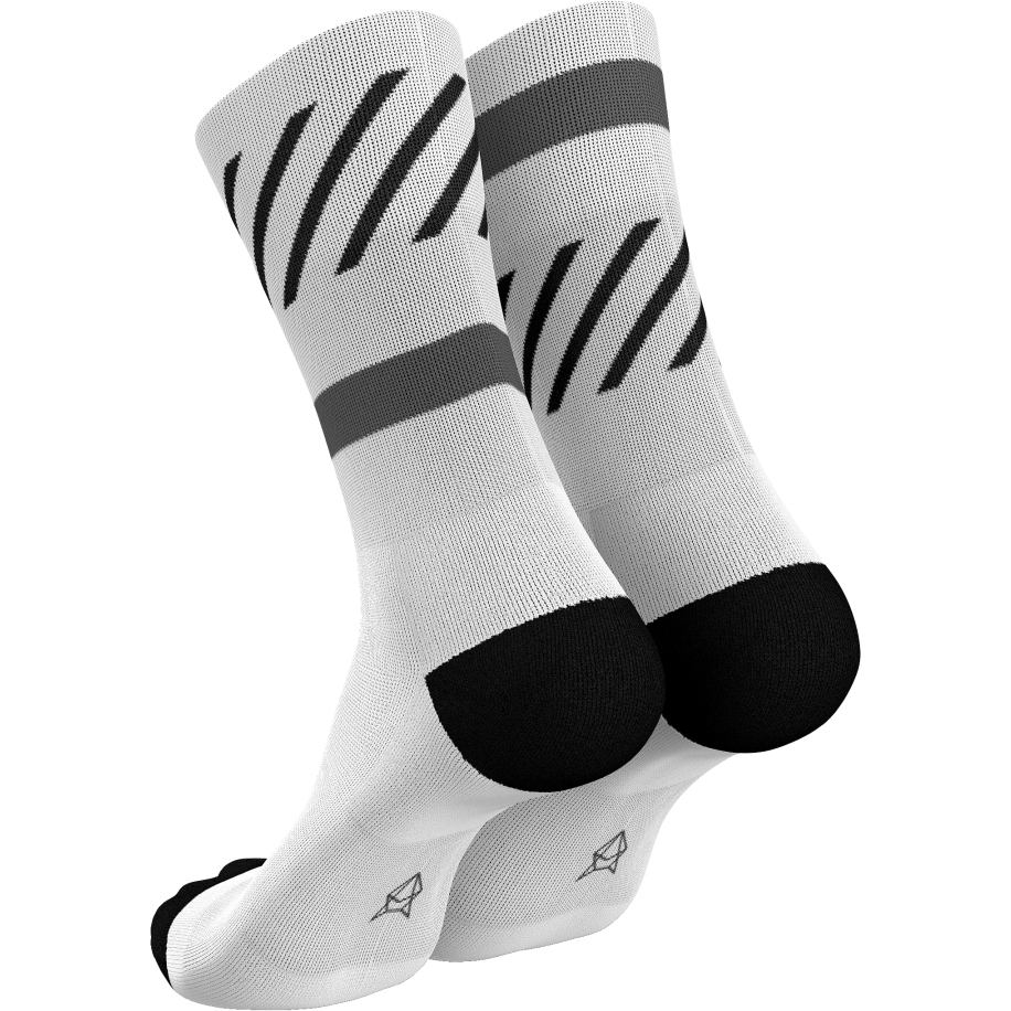 INCYLENCE Running Disrupts Socks - White