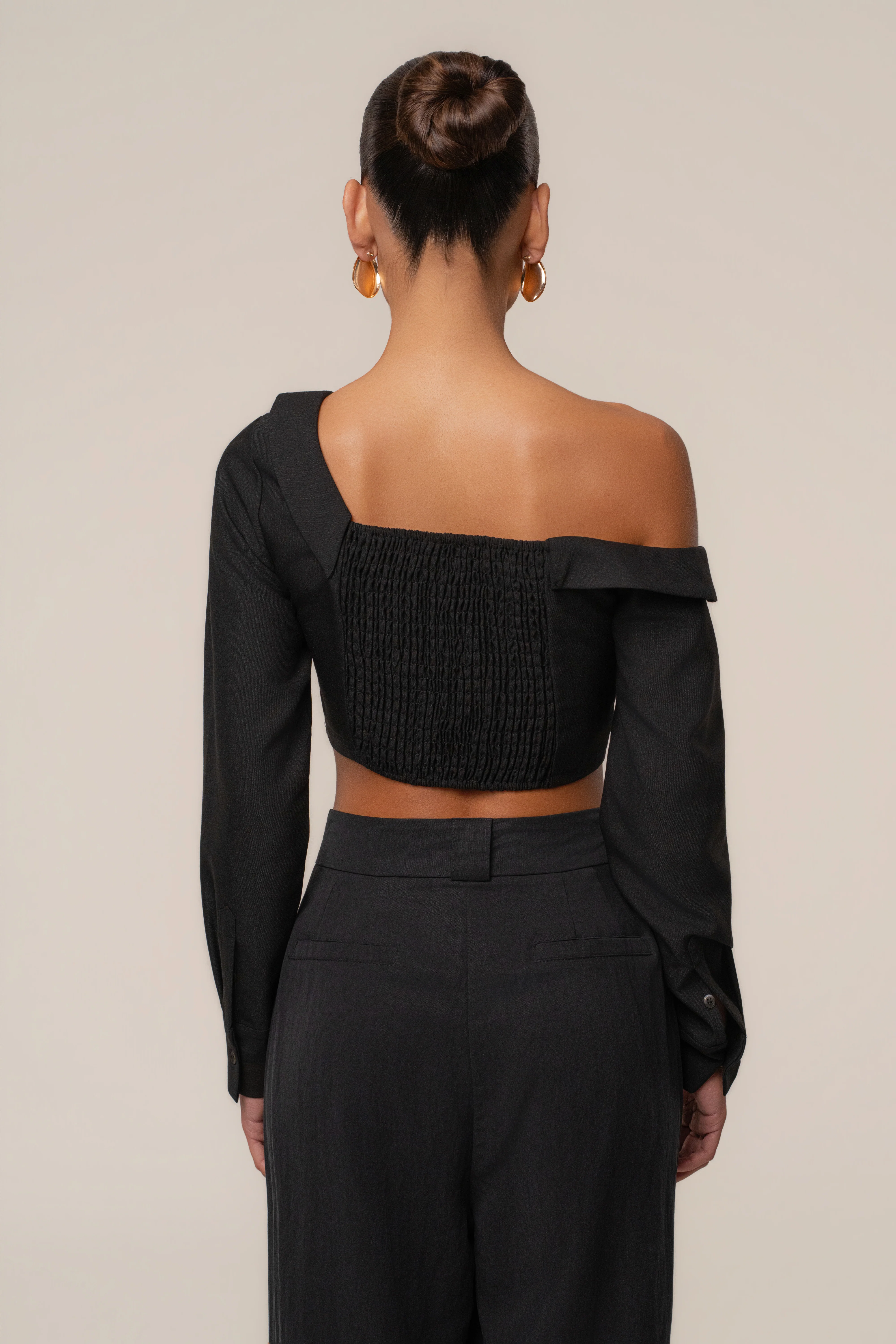 Black Off-Shoulder Twist Crop Top