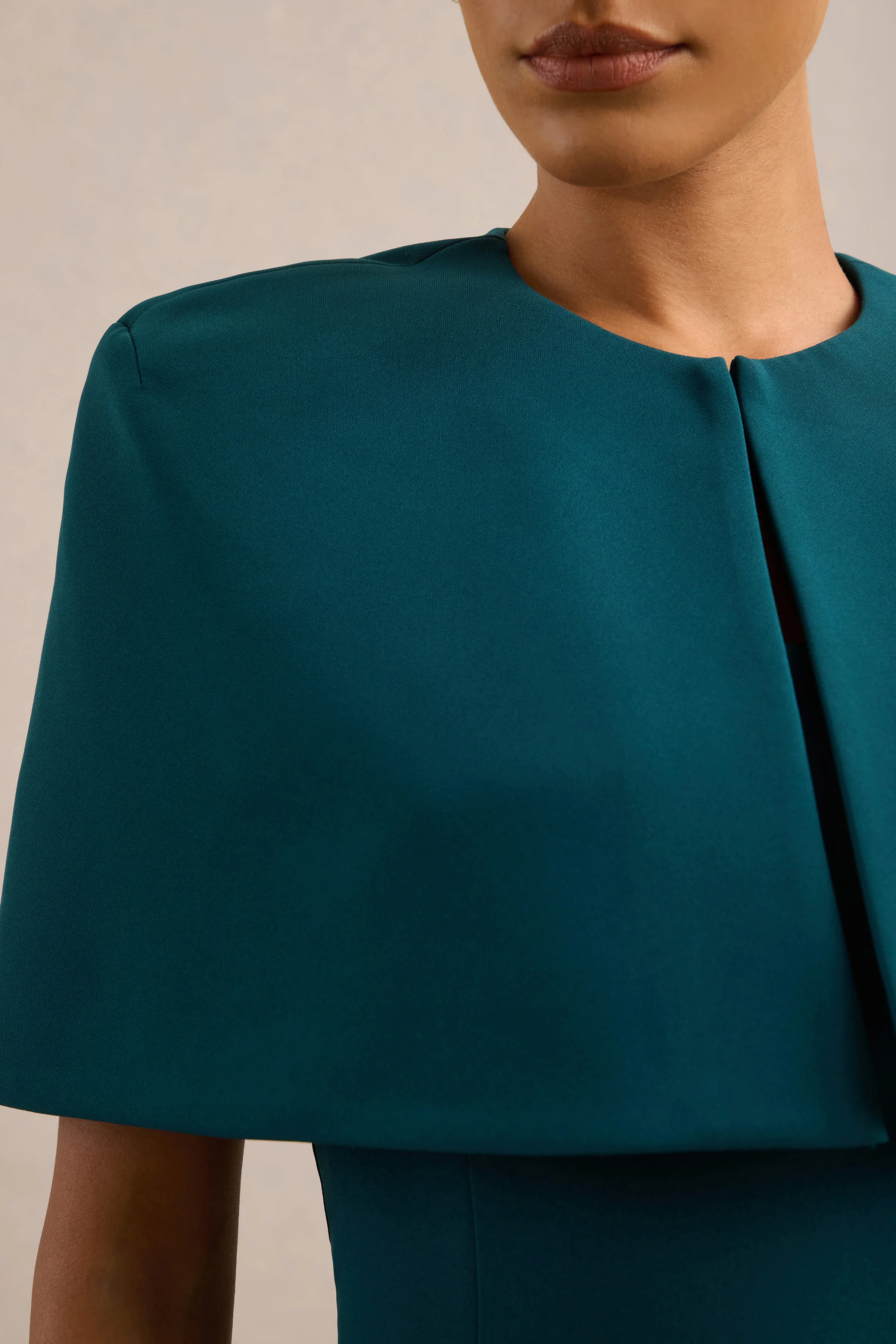 Celandia | Teal Round Neck Midi Dress With Detachable Cape And Back Split
