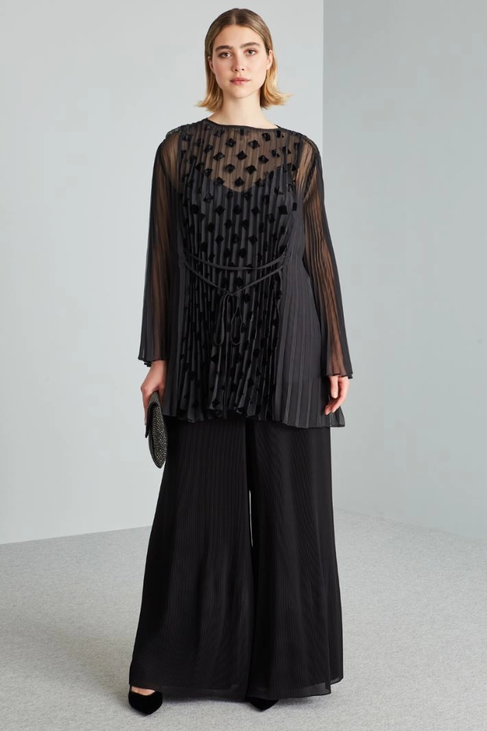 Burnout georgette tunic - BLACK