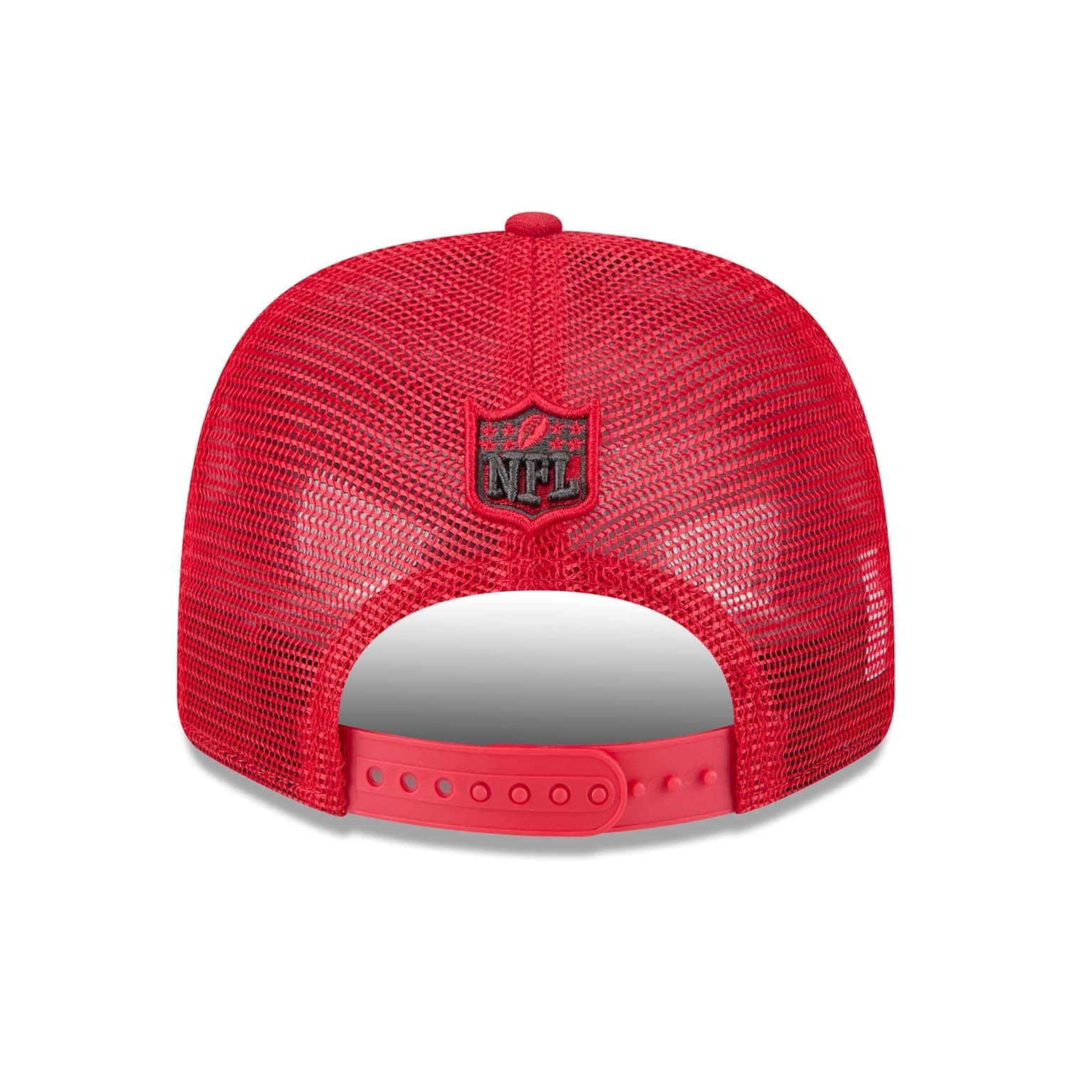 Tampa Bay Buccaneers New Era Stretch-Snap 9SEVENTY NFL Trucker Cap Red