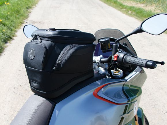 Hepco & Becker Epic 16 tank bag - black UniversalRef: HBE03677A / 640904 00 01