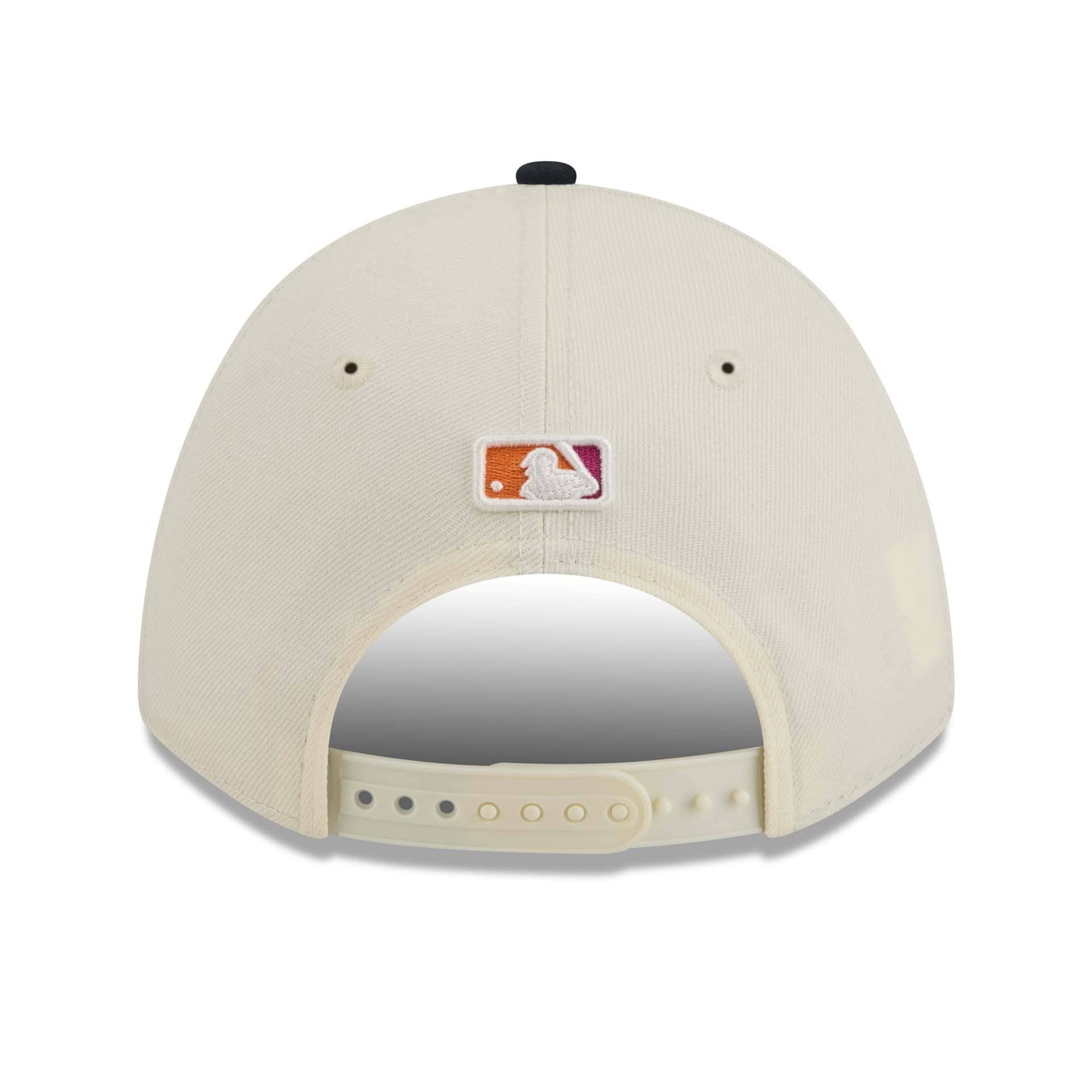 San Diego Padres MLB City Connect 9FORTY M-Crown Snapback Cap Natural