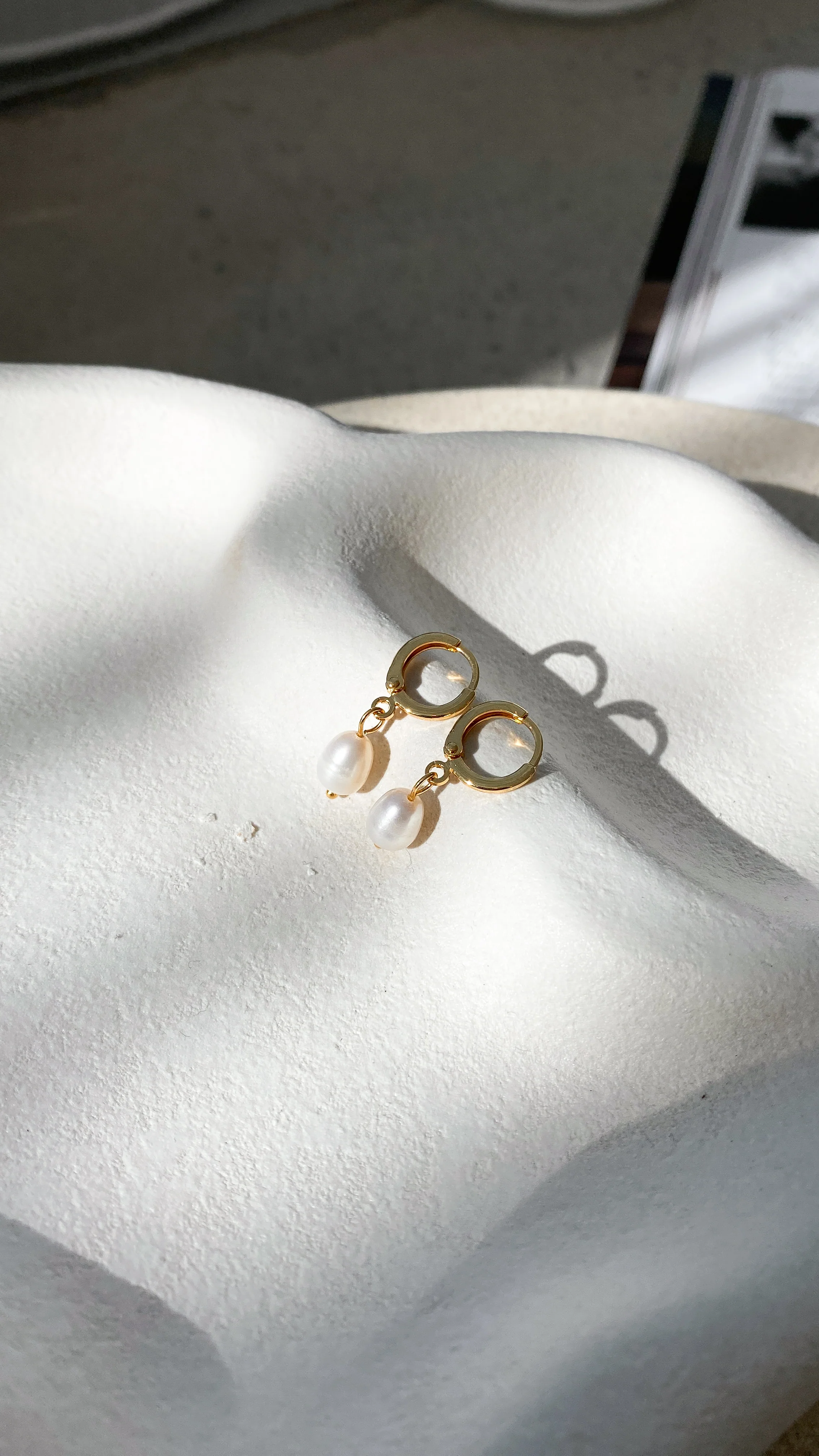 Marley Sleepers - Gold/Pearl