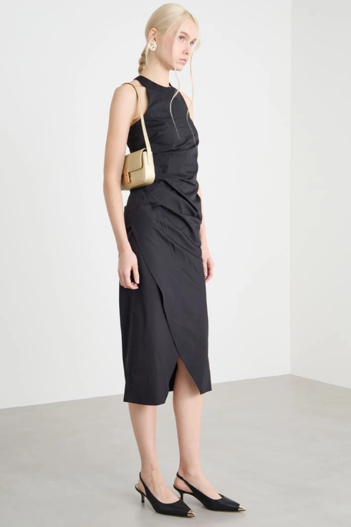Diagonal-slit satin dress - BLACK