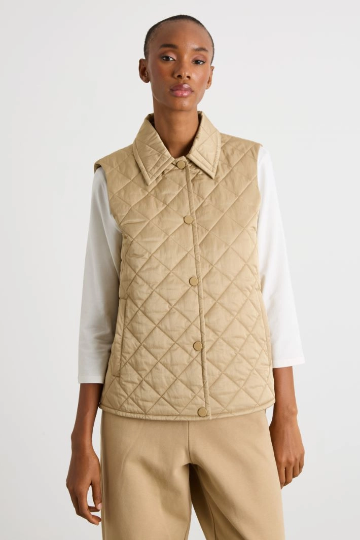 Quilted gilet - CAMEL