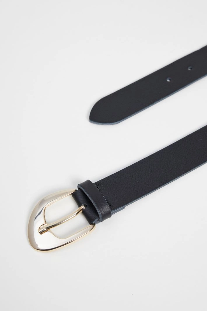 Belt with asymmetric buckle - BLACK