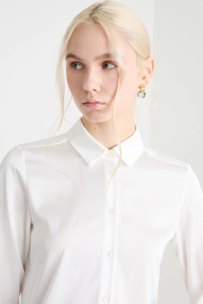 Lightweight stretch satin blouse - WHITE
