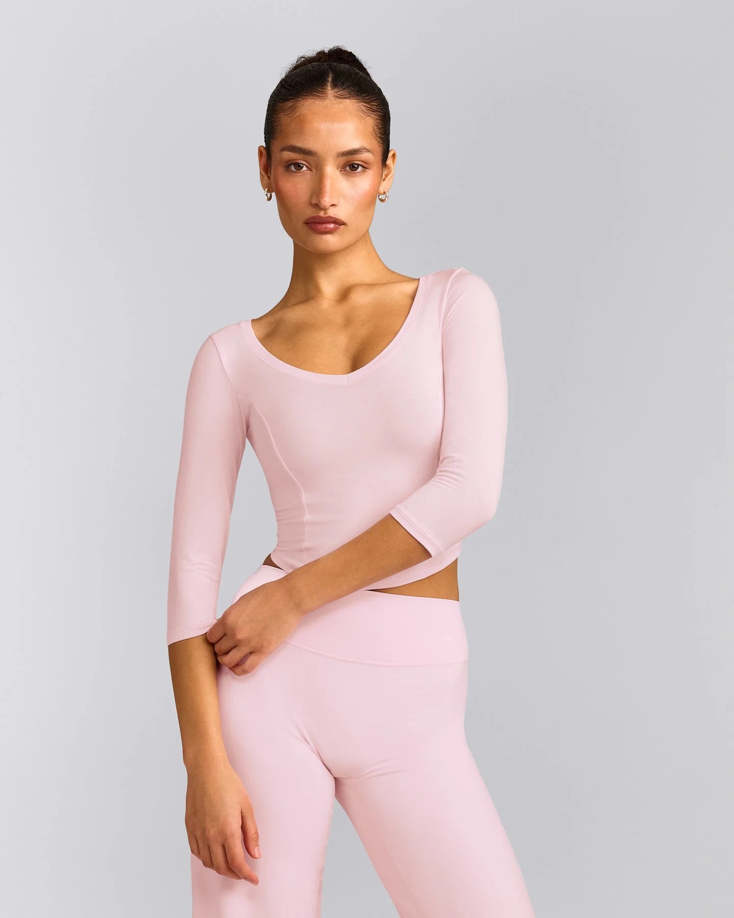 Mellow™ Motion Wide V Neck 3/4 Length Sleeve Mid Top | Soft Girl Pink