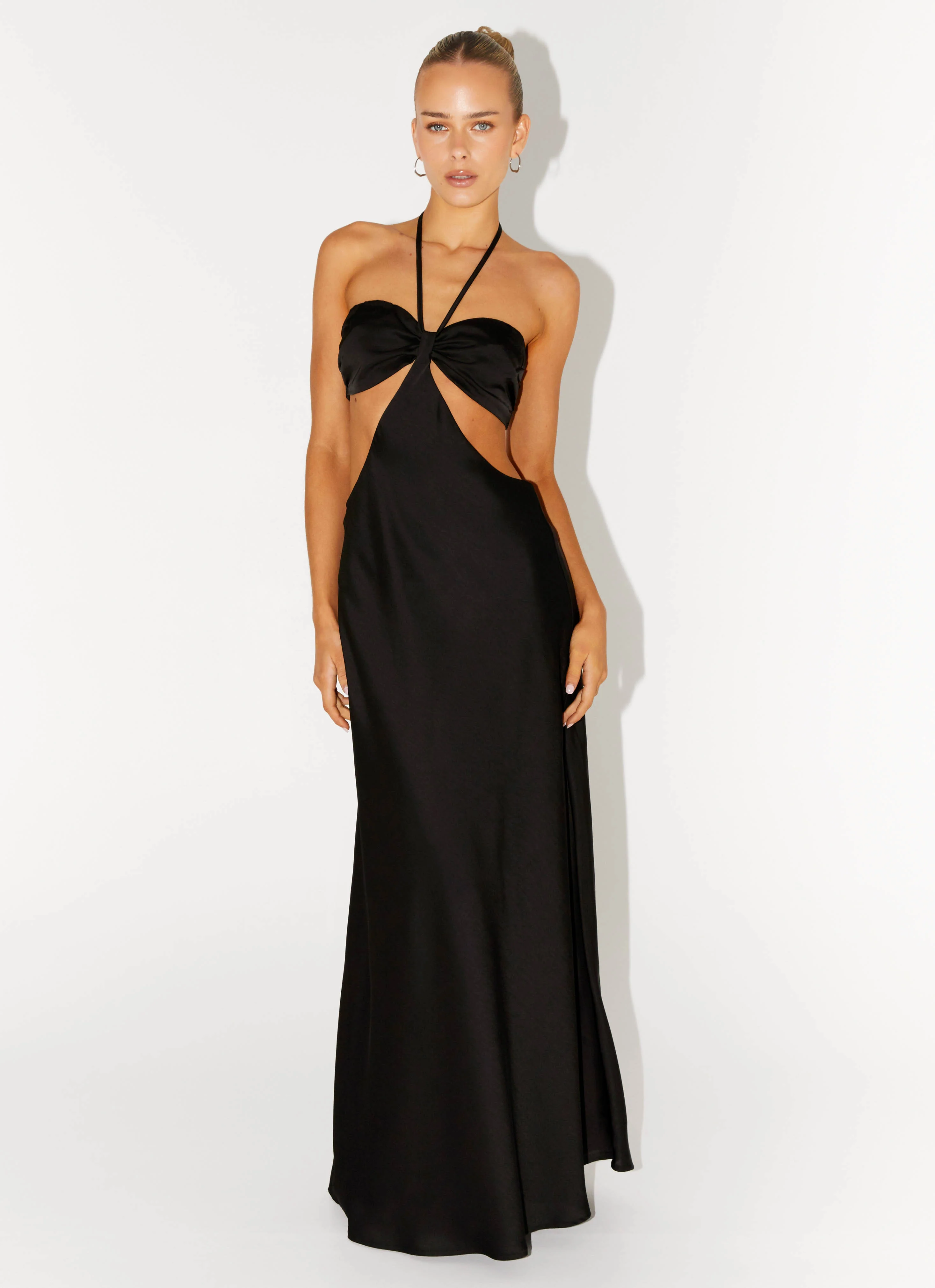 Sweetheart Cut Out Maxi Dress - Black