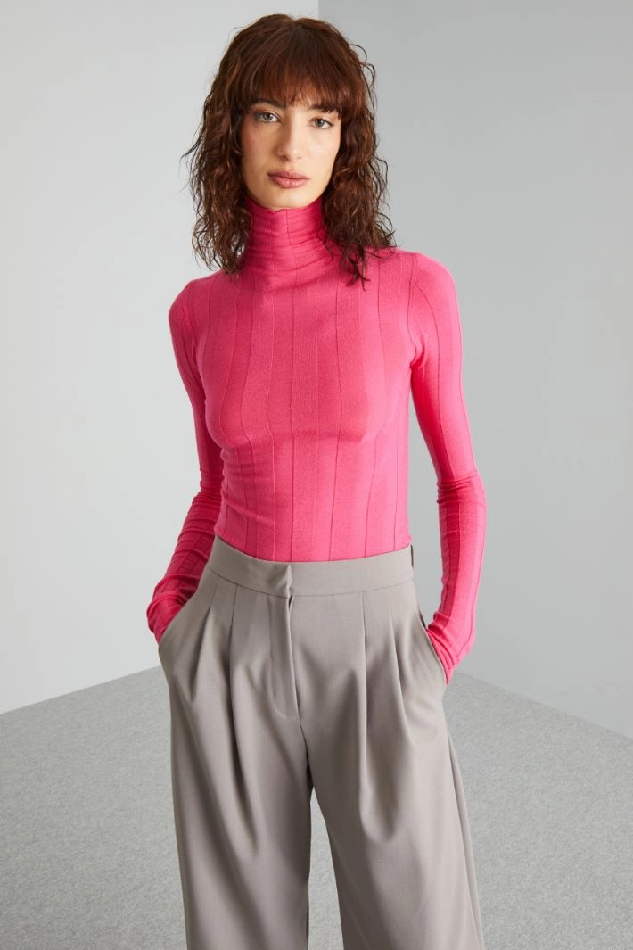 Stretch wool mock polo-neck sweater - FUCHSIA