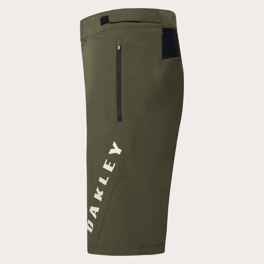 Oakley Free Ride Shorts Men - Army Green