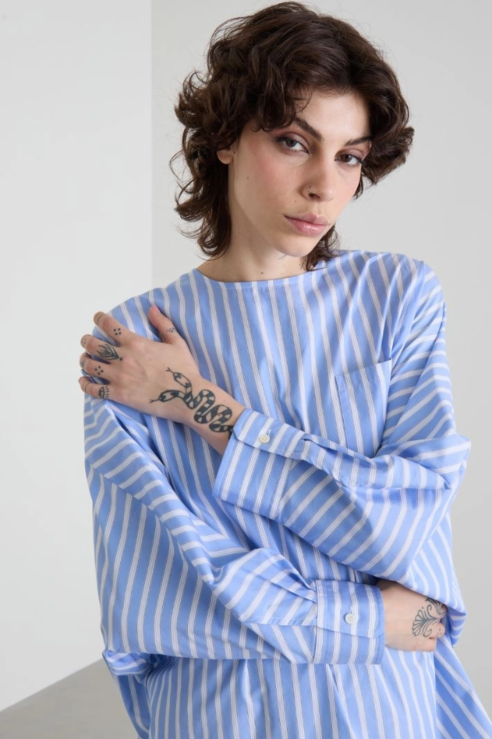 Kimono sleeve tunic - PALE BLUE