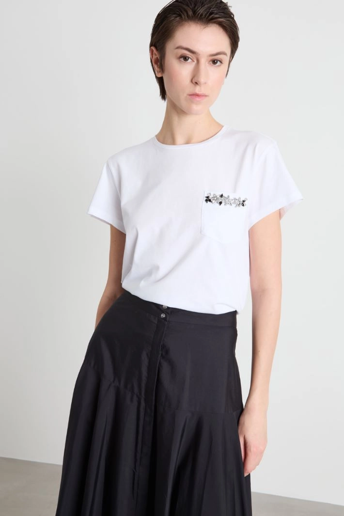Embroidered-pocket T-shirt - WHITE