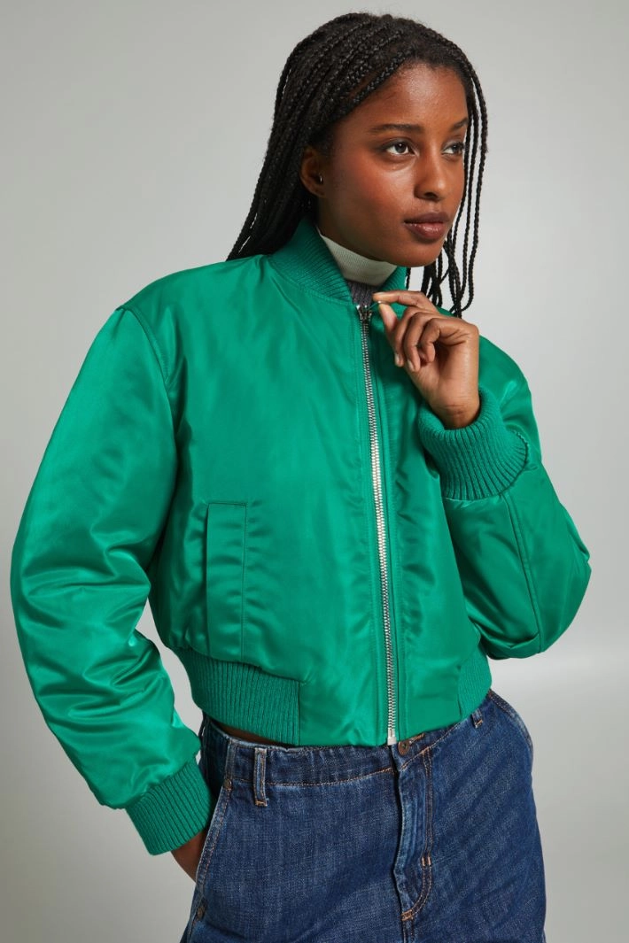Short water-repellent fabric bomber jacket - VIVID GREEN
