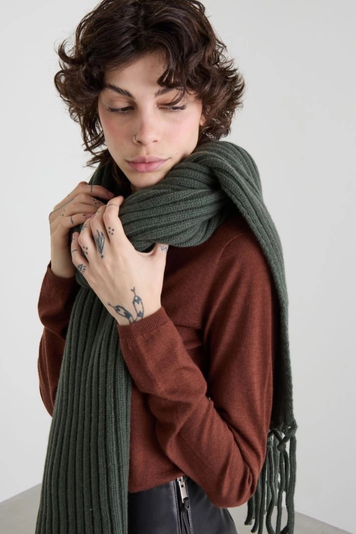Long wool scarf - KHAKI GREEN