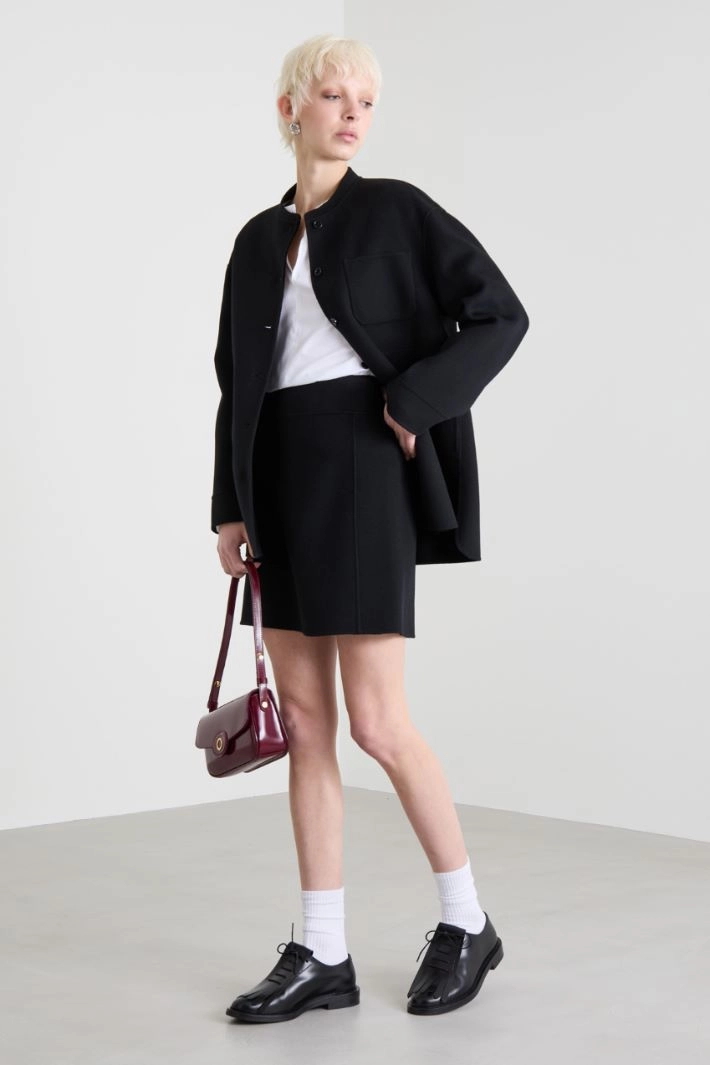Short wool skirt - BLACK