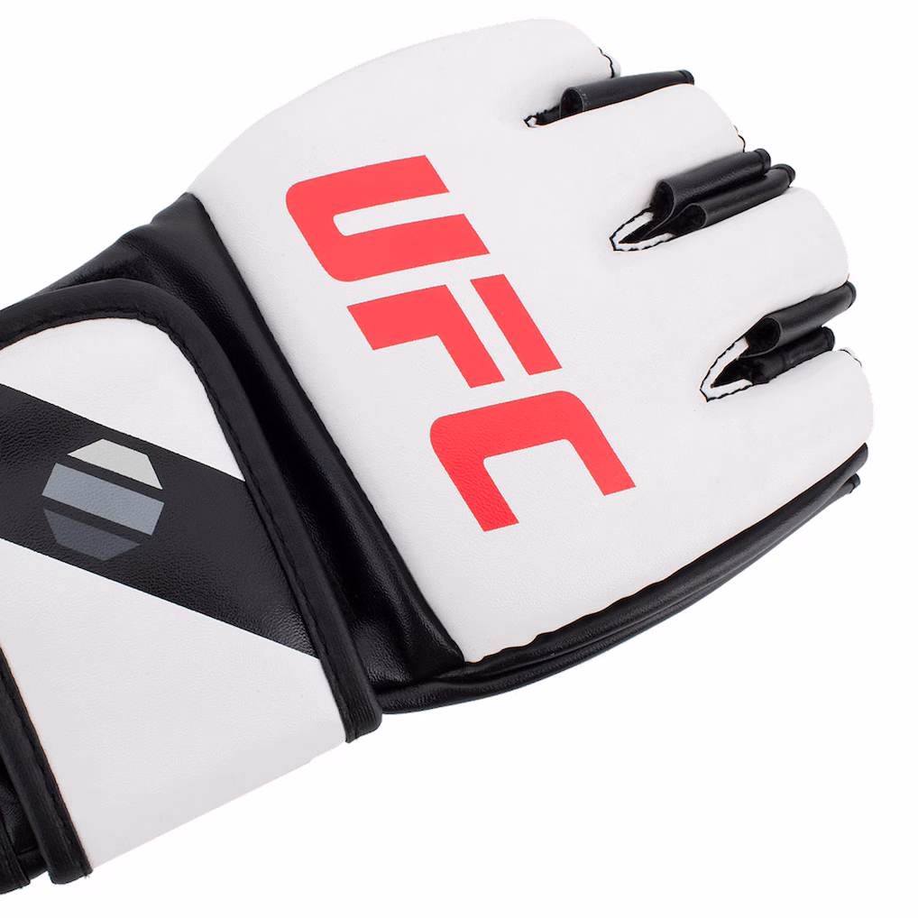 UFC MMA 5oz Sparring Gloves - White - S/M