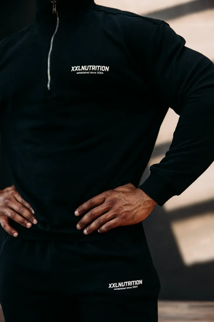 Qualifier Half Zip - Black