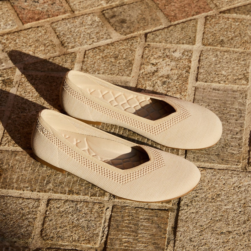 Wide Toe Box Flats (Tila)