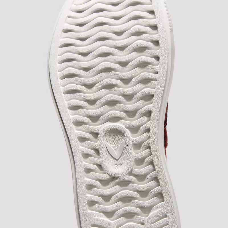 Classic Unisex Sneakers (V-Tune)
