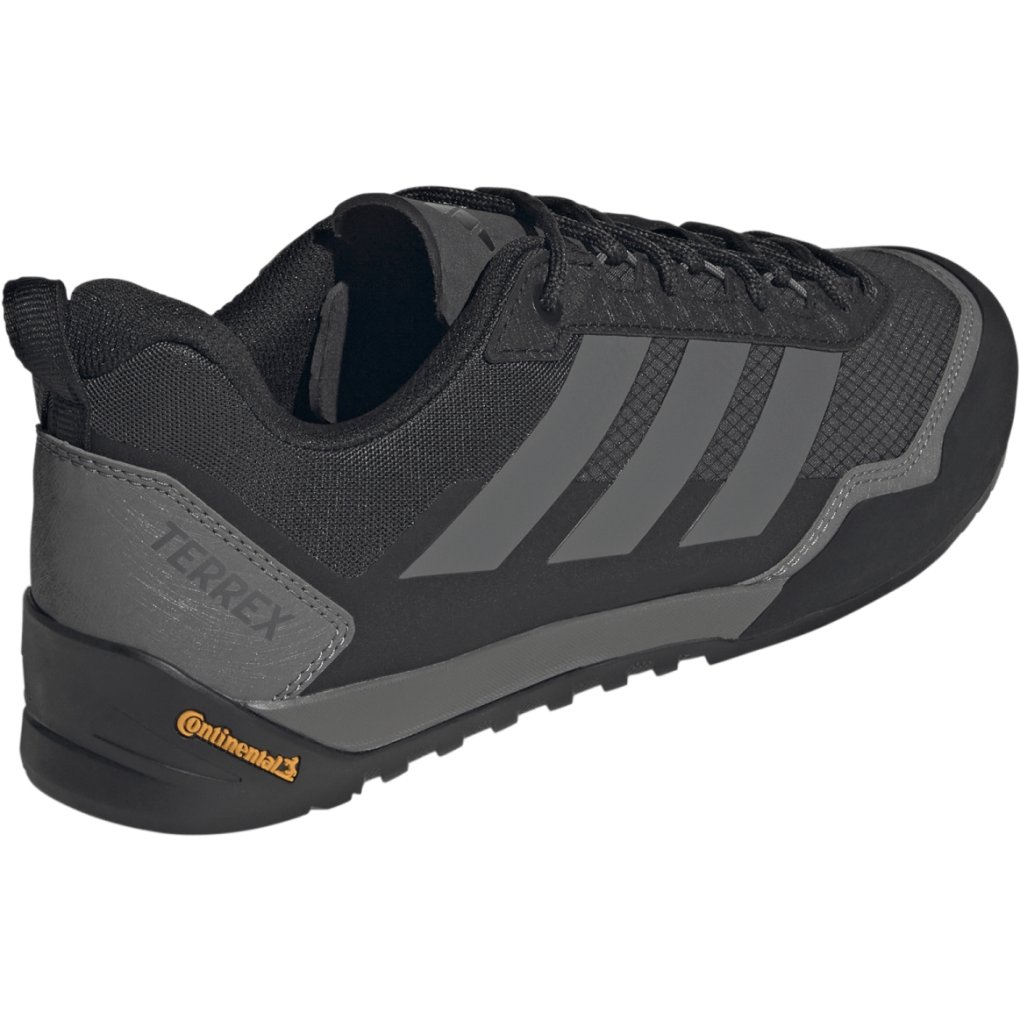 adidas TERREX Skychaser Solo Approach Shoes Men - core black/carbon/grey four JS4327
