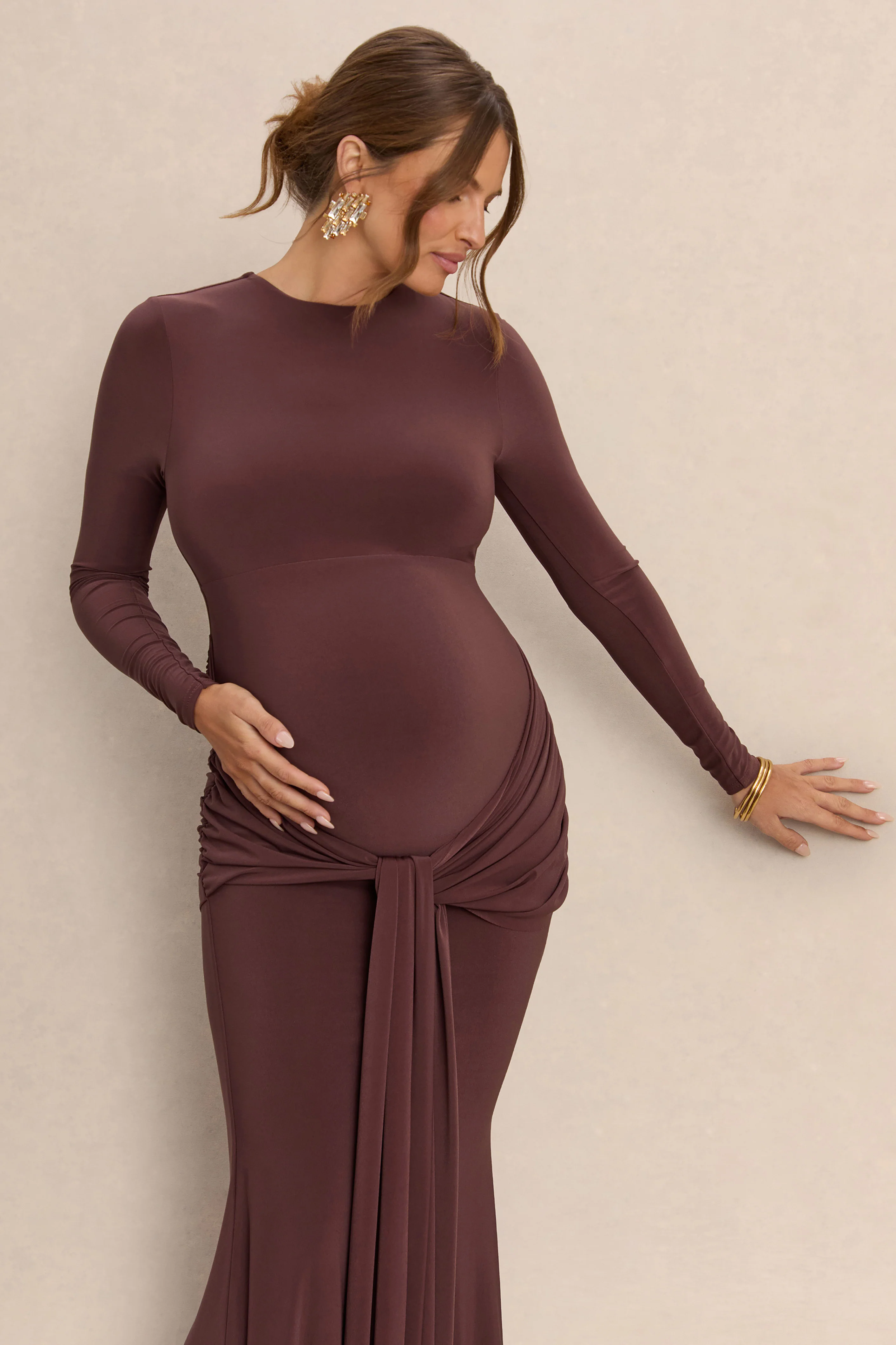 Aveny | Brown Crew-Neck Maternity Maxi Dress With Ruched-Detailing And Sash