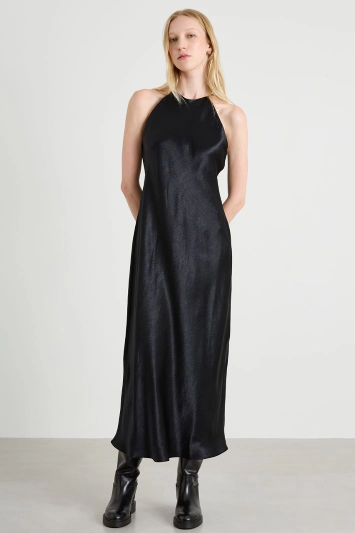 Long dress with halter neckline - BLACK